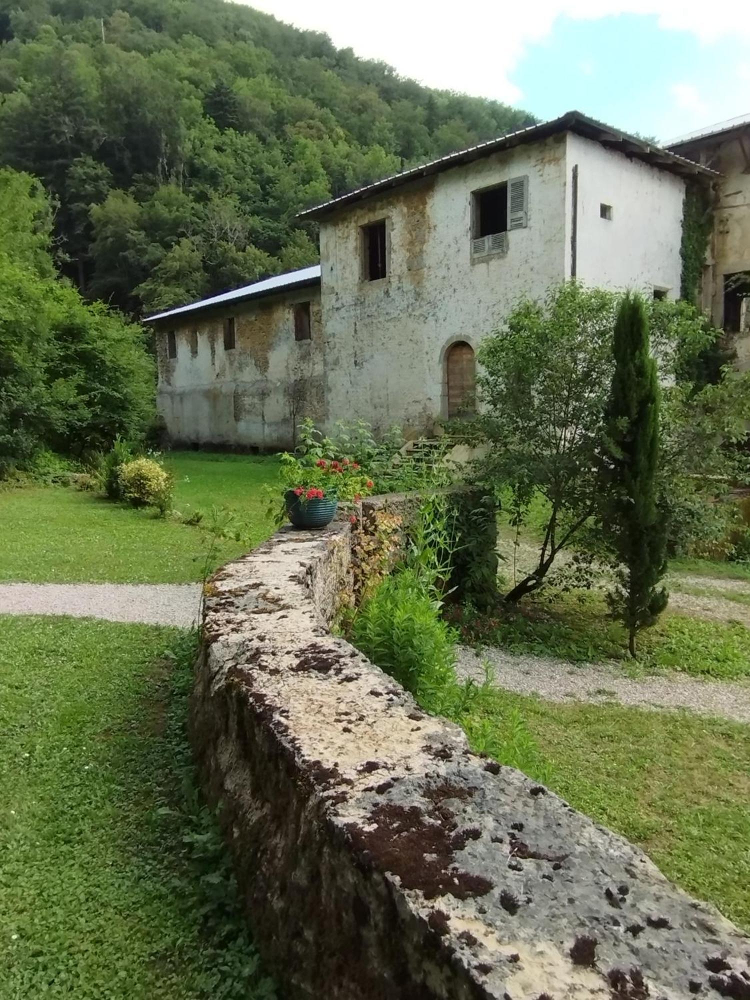 Les Chambres De Liane Cerdon  Exterior photo